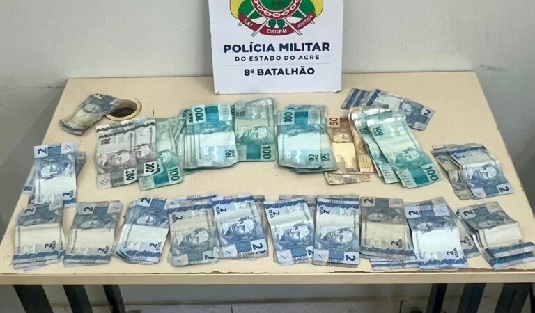 Viatura do 8º Batalhão da Polícia Militar do Acre em Sena Madureira.