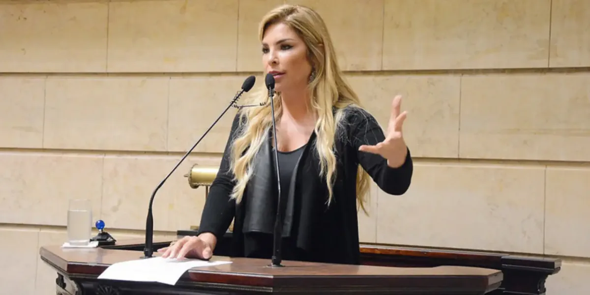 Polícia prende ex-vereadora Veronica Costa, condenada por tortura