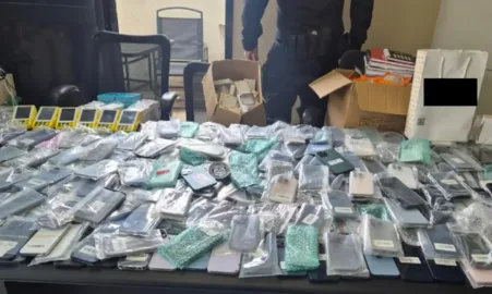 Polícia Federal realiza operação contra entrada ilegal de eletrônicos no Brasil.