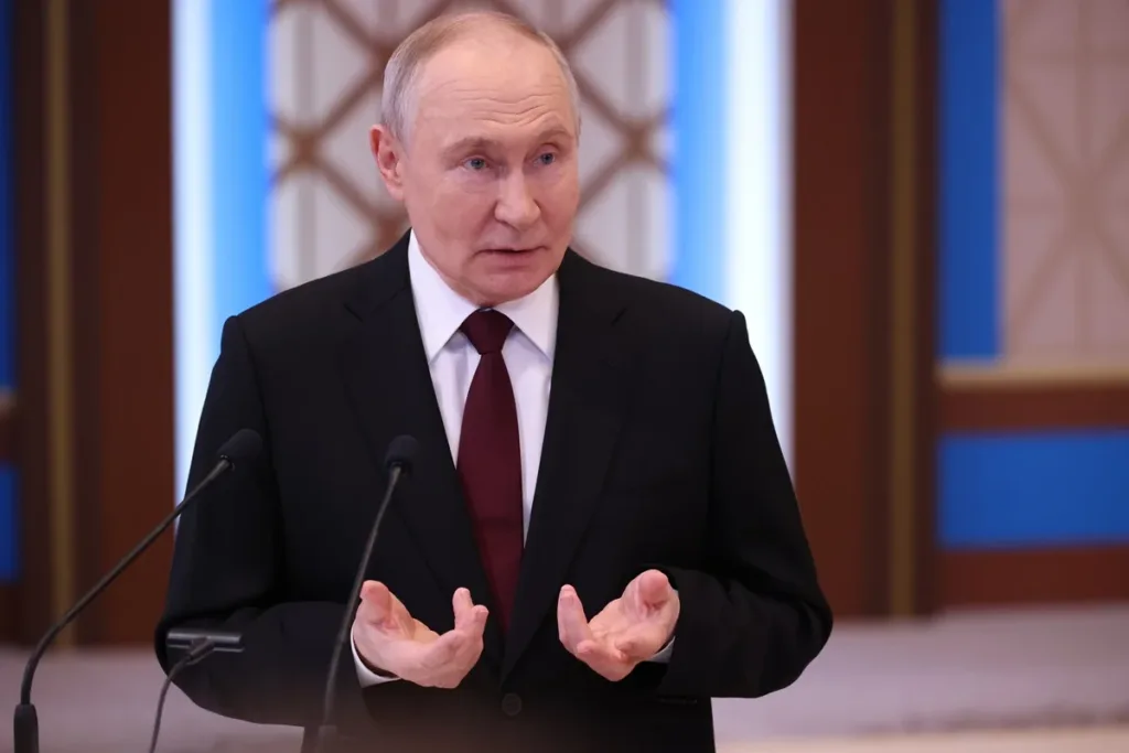 Putin acusa líderes europeus de prepararem guerra contra a Rússia