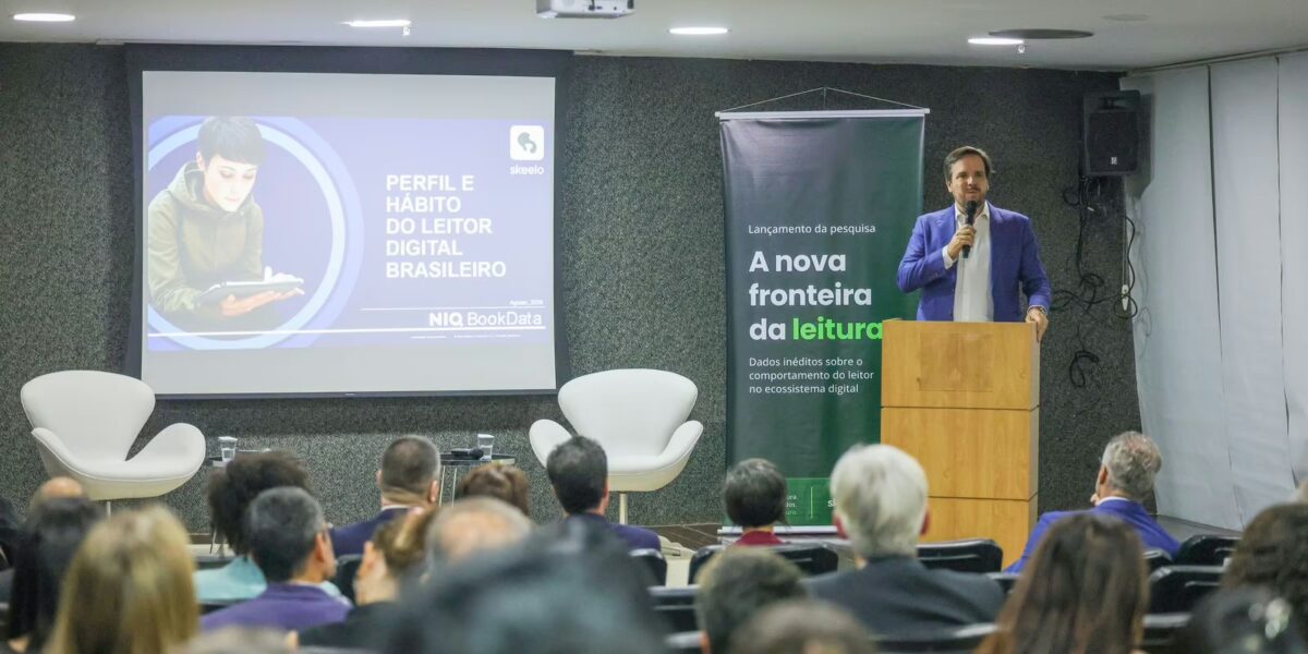 Pesquisa mostra que celular impulsiona a leitura digital no Brasil