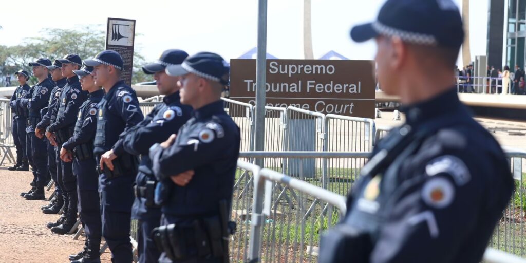 Dino cita descumprimento de normas e sugere julgamento conjunto dia 23