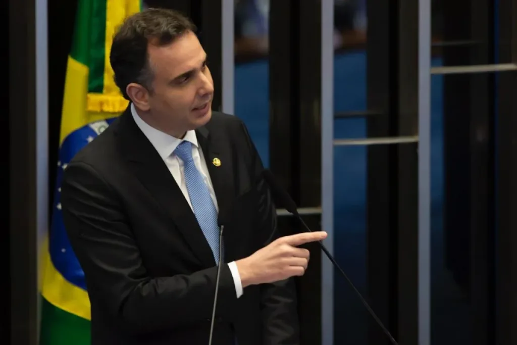 Senado aprova indicação de Rodrigo Pacheco ao TCU