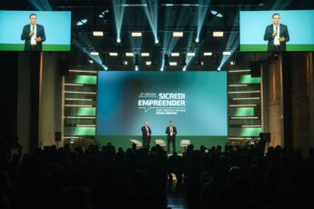 2º Fórum Sicredi Empreender debate futuro dos negócios no Brasil.