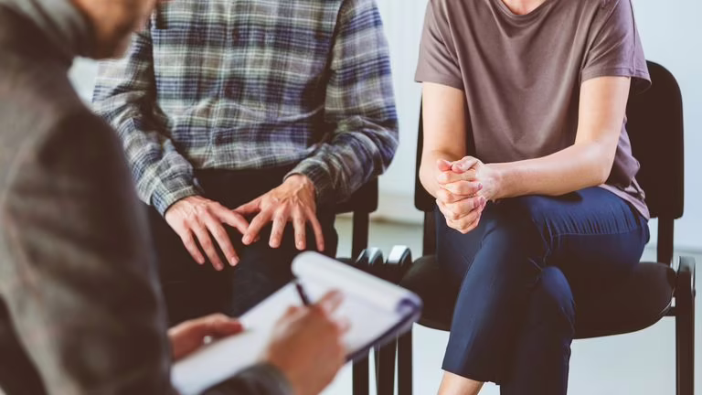 Pessoa que precisa saber o motivo de uma tarefa não é necessariamente complicada, explica psicologia