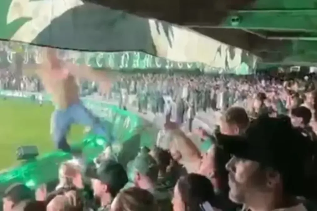 Torcedor cai de arquibancada no Couto Pereira durante clássico paranaense