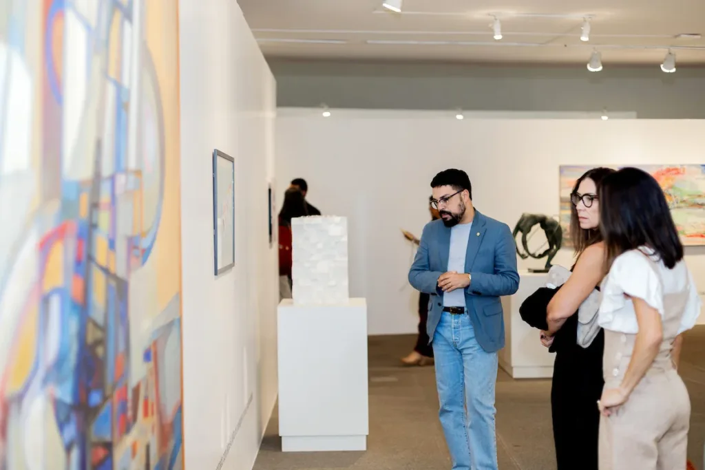 Utopias em construção: gratuita, mostra é opção de passeio neste feriadão