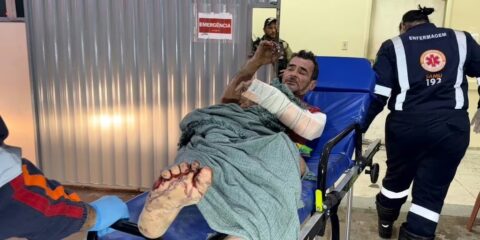 Atendimento do Samu ao trabalhador agredido na rodovia AC-40 no Pronto-Socorro de Rio Branco.